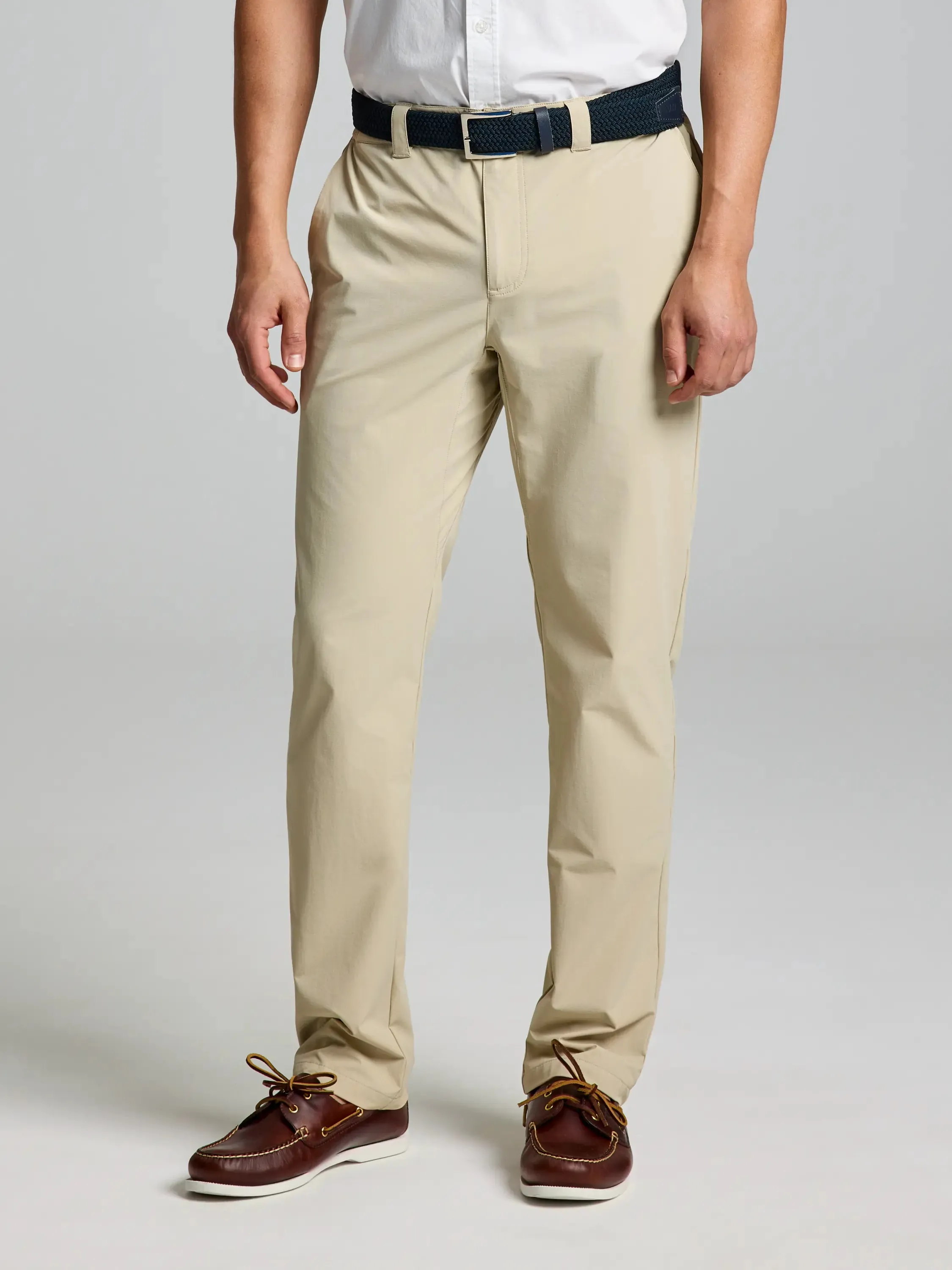 TECH CHINO PANT